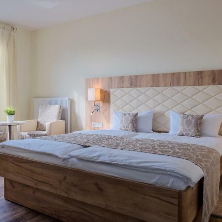 Restaurant & Hotel Storchenklause Storkow  Dış mekan fotoğraf