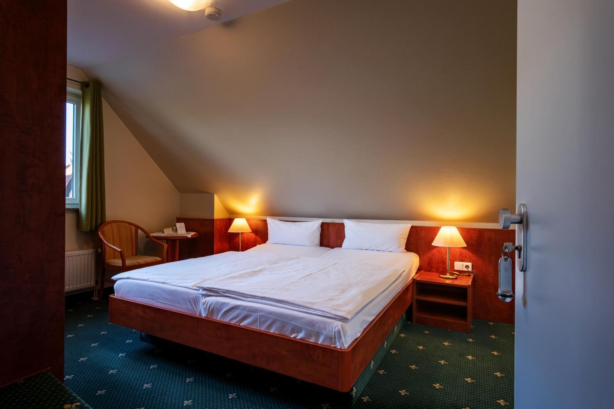 Restaurant & Hotel Storchenklause Storkow  Dış mekan fotoğraf