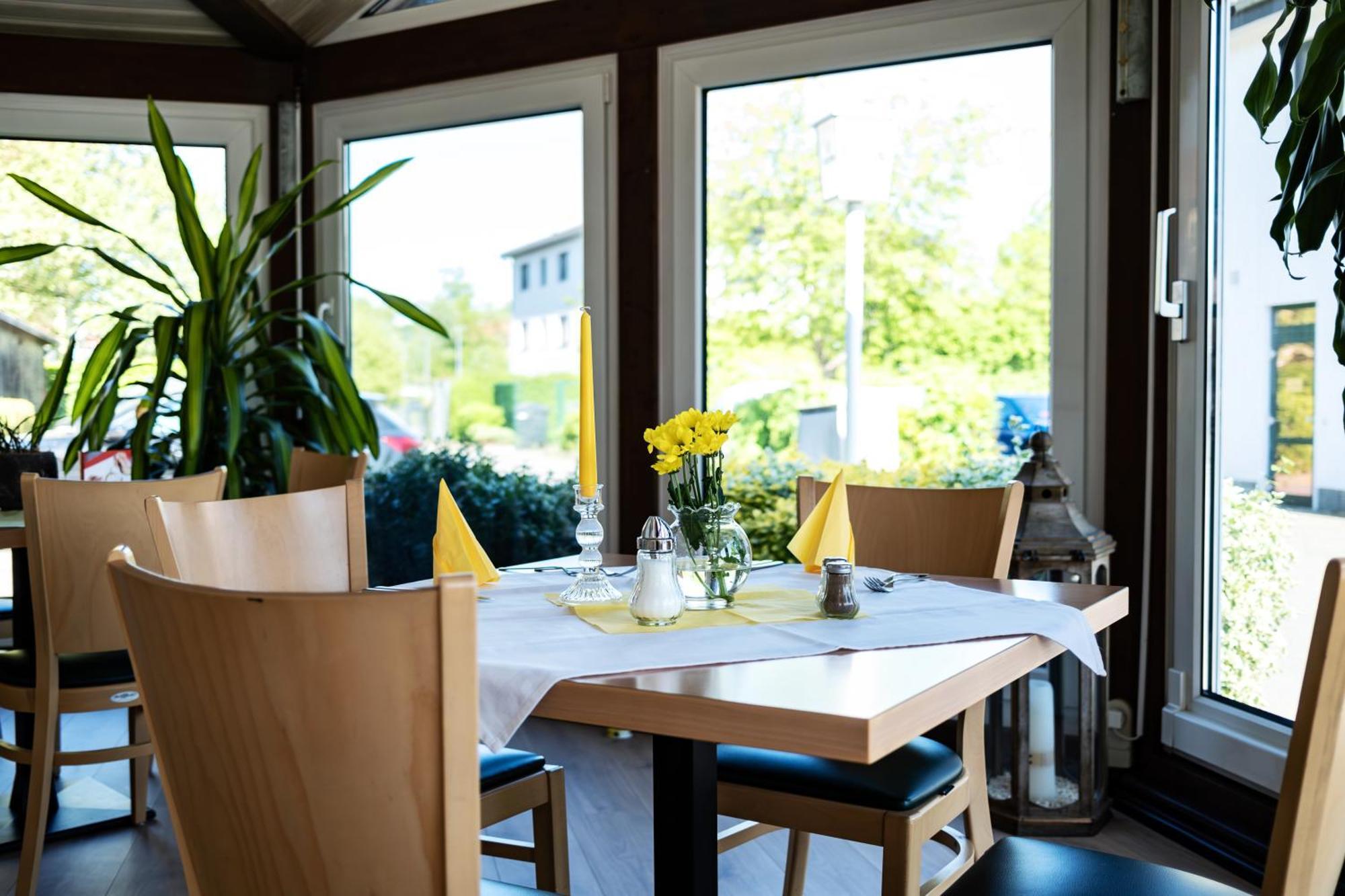 Restaurant & Hotel Storchenklause Storkow  Dış mekan fotoğraf